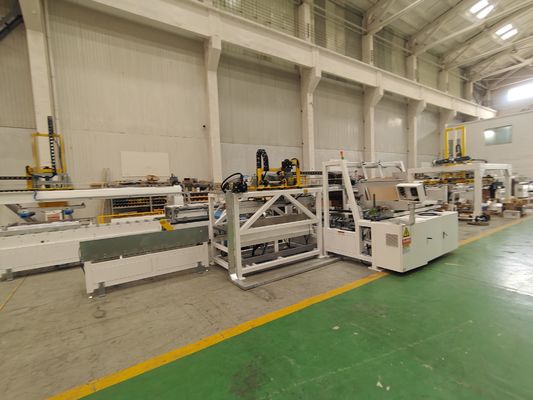 เครื่องบรรจุ SPC หน้าจอสัมผัสสีขนาด 7 นิ้ว สำหรับการซีลที่แม่นยำและสม่ำเสมอ 8-10 ถุง/นาที การซีลด้วยความร้อน
